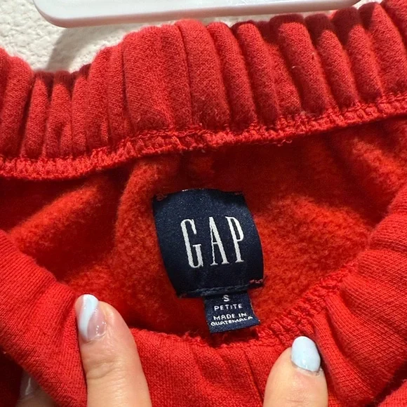 Gap High Rise VintageSoft Joggers - Modern Red - Picture 10 of 10